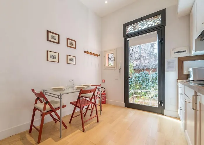 דירה Domus Claudiae - Fromhometorome רומא